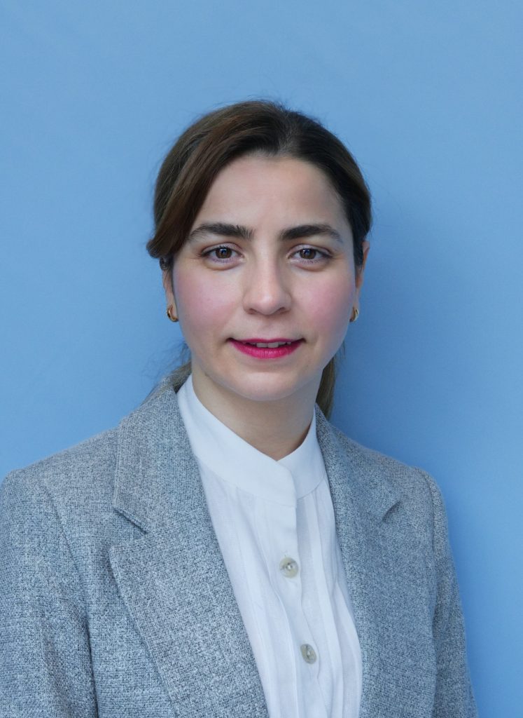 Nasim Niknezhad 747x1024
